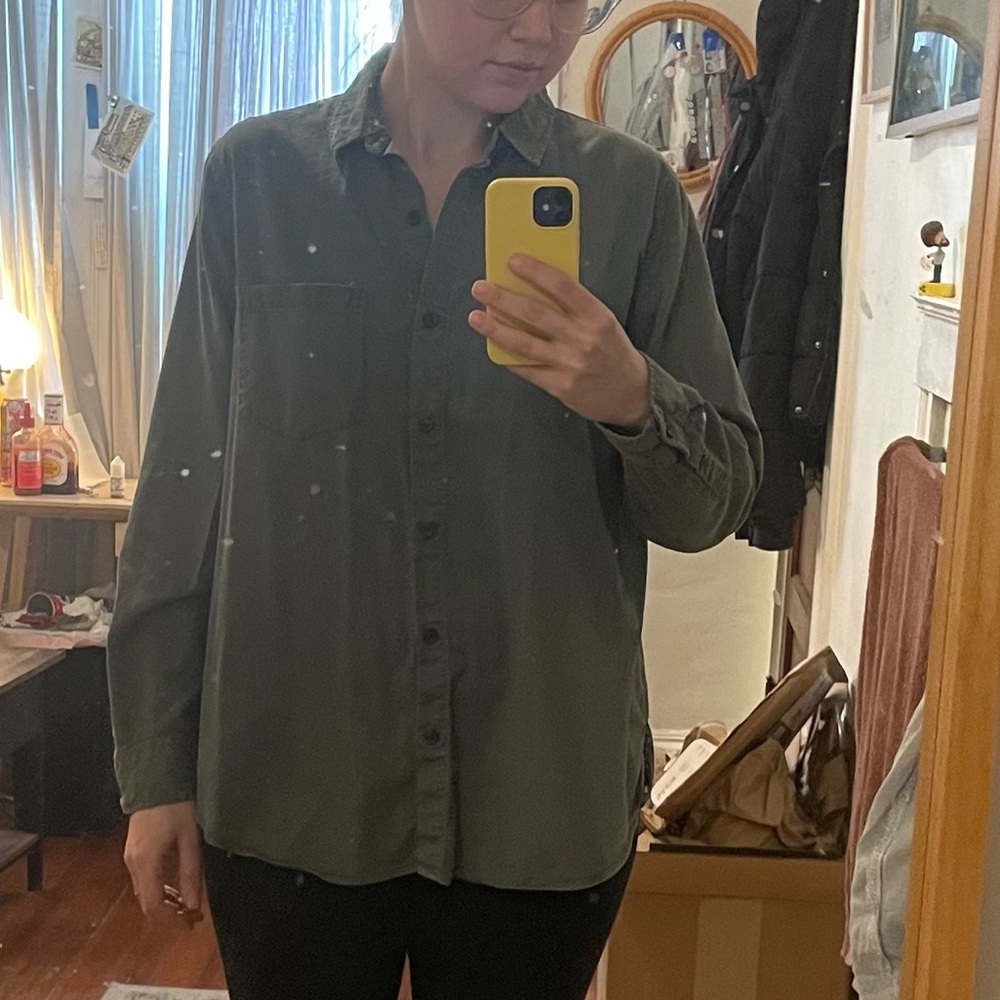 Universal Thread Olive Green Button Down Long Sleeve Shirt